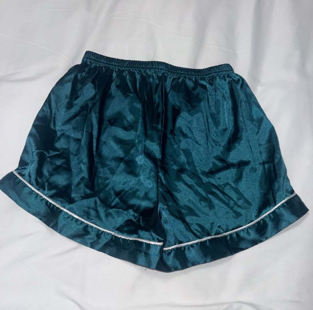 Swomog Women's Satin Pajama Shorts in Emerald Green